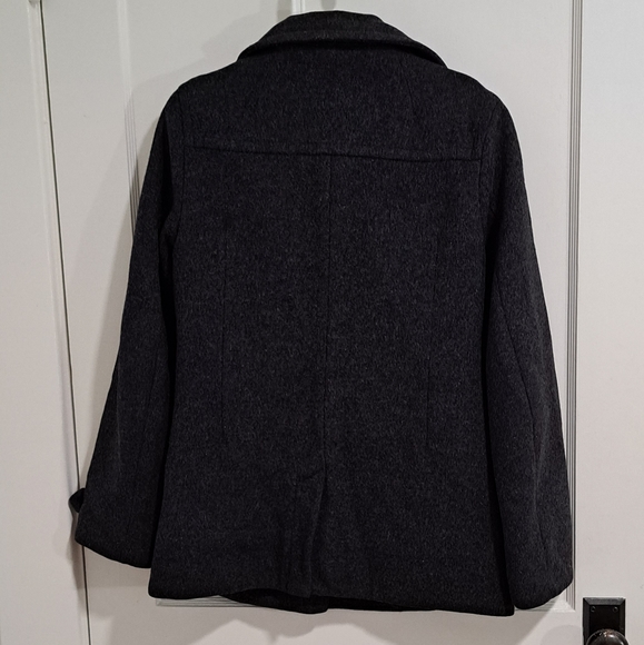 88% Wool Abercrombie & Fitch Charcoal Black Fitted Coat - Picture 2 of 14